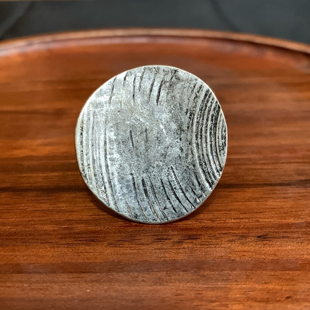Chico's silver tone adjustable ring